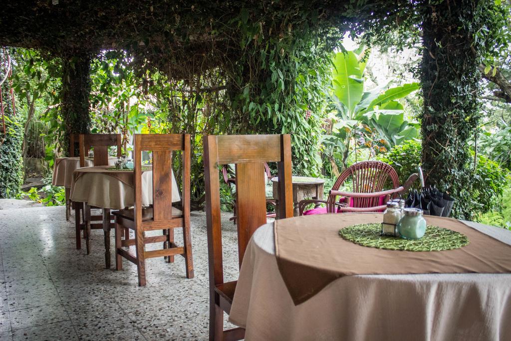 Hotel Y Restaurante La Casa Rosa Santa Cruz La Laguna Exterior photo
